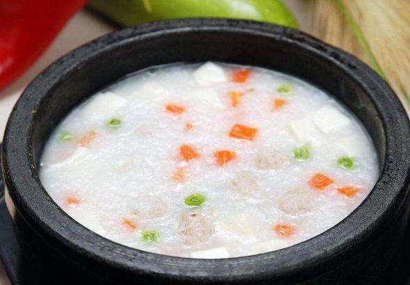 金秋食疗：豆腐粥