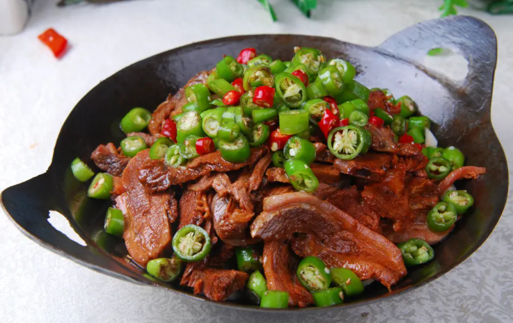 鹿肉肉质鲜嫩 常吃可以壮阳补血