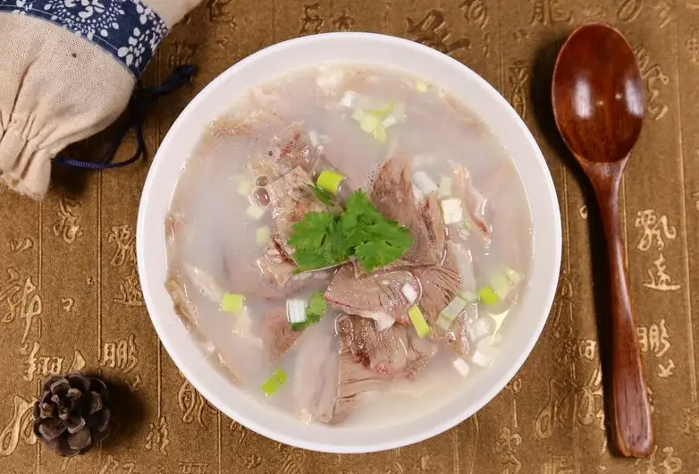 男人没有精气神怎么办 盘点男性吃了更有的补肾肉食