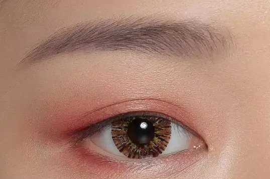 内双眼皮怎么画眼线 内双眼线技巧