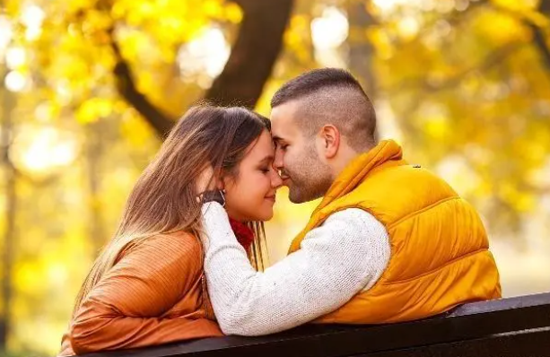 女生下面经常用手指（如何正确使用手指刺激女性敏感区域）