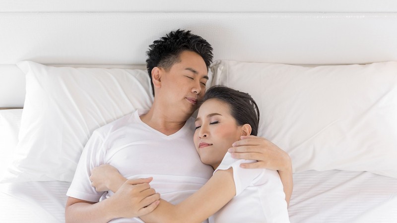 与老公相互口交手到淫高潮很舒服（娇妻用嘴口交）