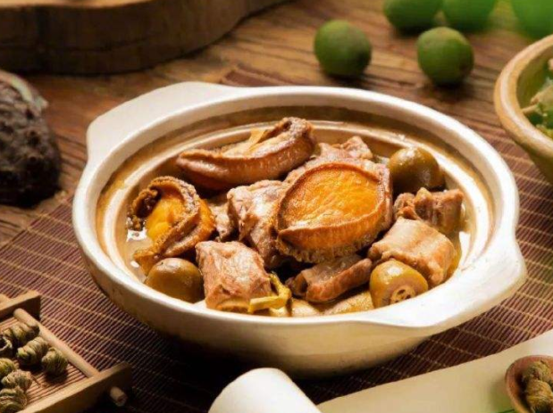 女人去皱必吃的药膳食谱