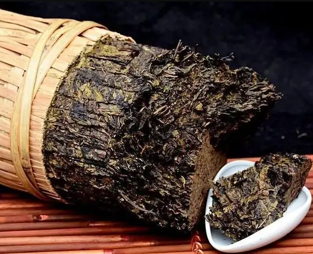 安化黑茶的功效与作用 喝安化黑茶的时间