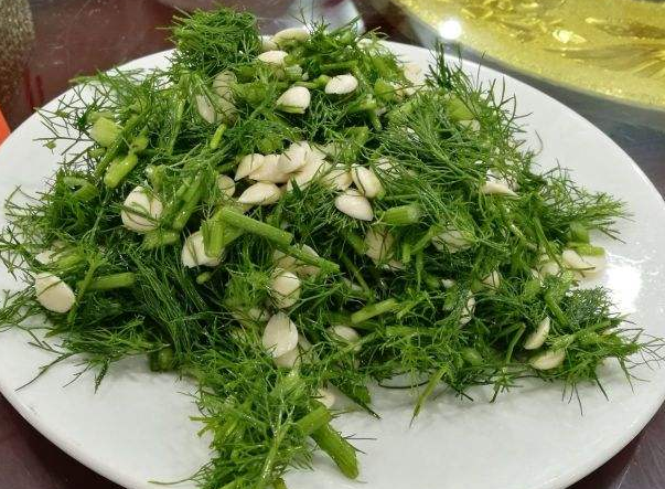 感冒的食疗方 杏仁拌茴香