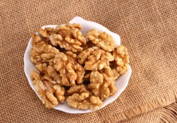 早射吃什么食物可以恢复？