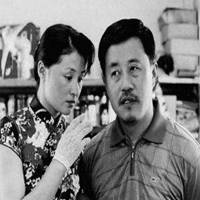 健身胸肌腹肌怎么展示动作