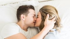 口交是性生活嘛(女人怎样帮男人口交)？