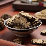 骨质增生一味草药根除，治骨质增生的中药偏方！