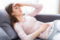女生为什么下面会疼(常见的疼痛原因和解决方法)？