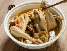 滋补男人的8道鸡肉补肾药膳！