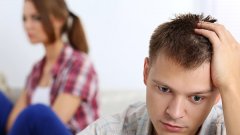 男人吃醋后疯狂要你什么心理？男生吃醋时的表现！