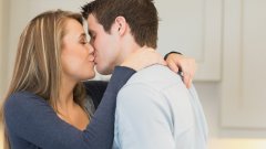日本AV男优清水健教你如何控制射