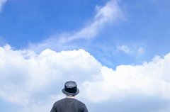 男人也有乳房，所以也能产生乳汁