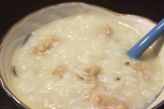 药膳鸡营养又美味，中药搭配更健