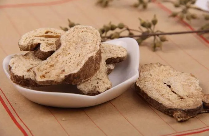 白术的功效与作用及食用方法 白术与山药功效与作用