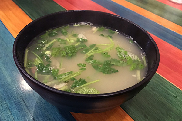 羊肉汤的功效 喝羊肉汤有什么好处