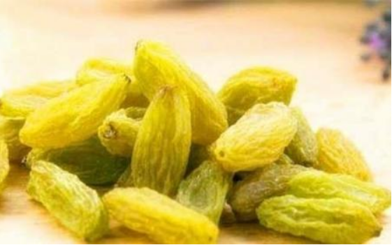 女性保健月经期间女性怎么吃才最好（月经期应多吃润肠通便的食物）