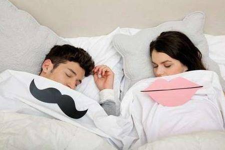 20多岁男人性生活多久一次是正常