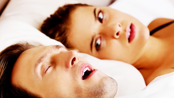 女性腹痛的原因是什么？性保健有