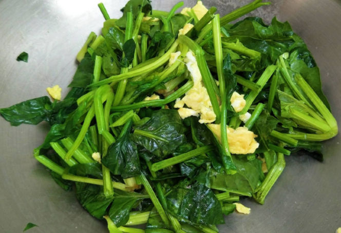 夏季男人饮食吃什么好？菠菜当为