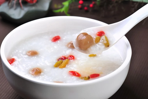 春季吃什么好？早餐首选喝养生粥