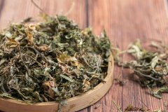 艾叶煮水洗脸可以祛痘吗 艾叶煮