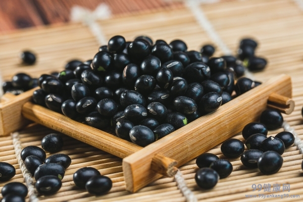 胆固醇偏高吃什么食物可以降胆固醇