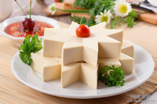 豆腐不能和什么一起食用