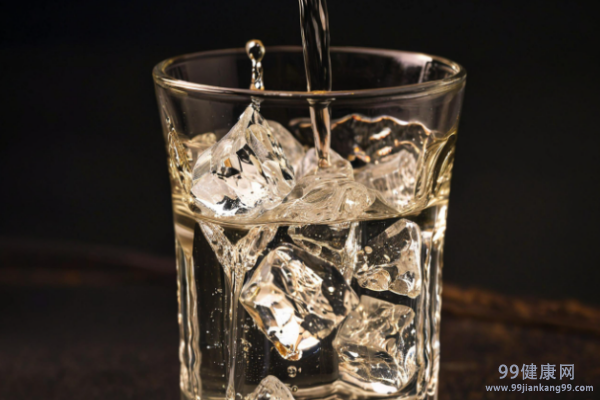 血糖高能喝白酒吗 血糖高时饮用白酒的建议